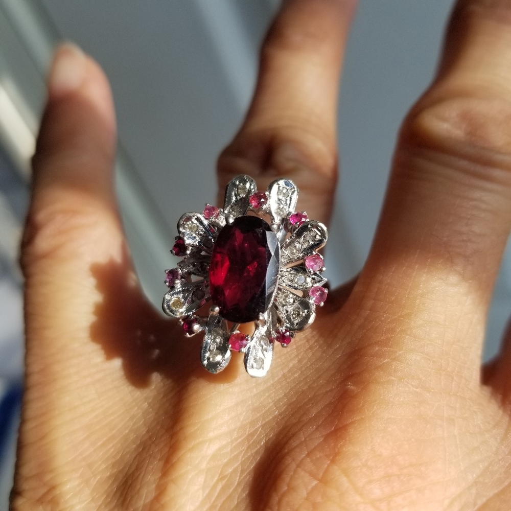 Natural diamond natural ruby white gold ring